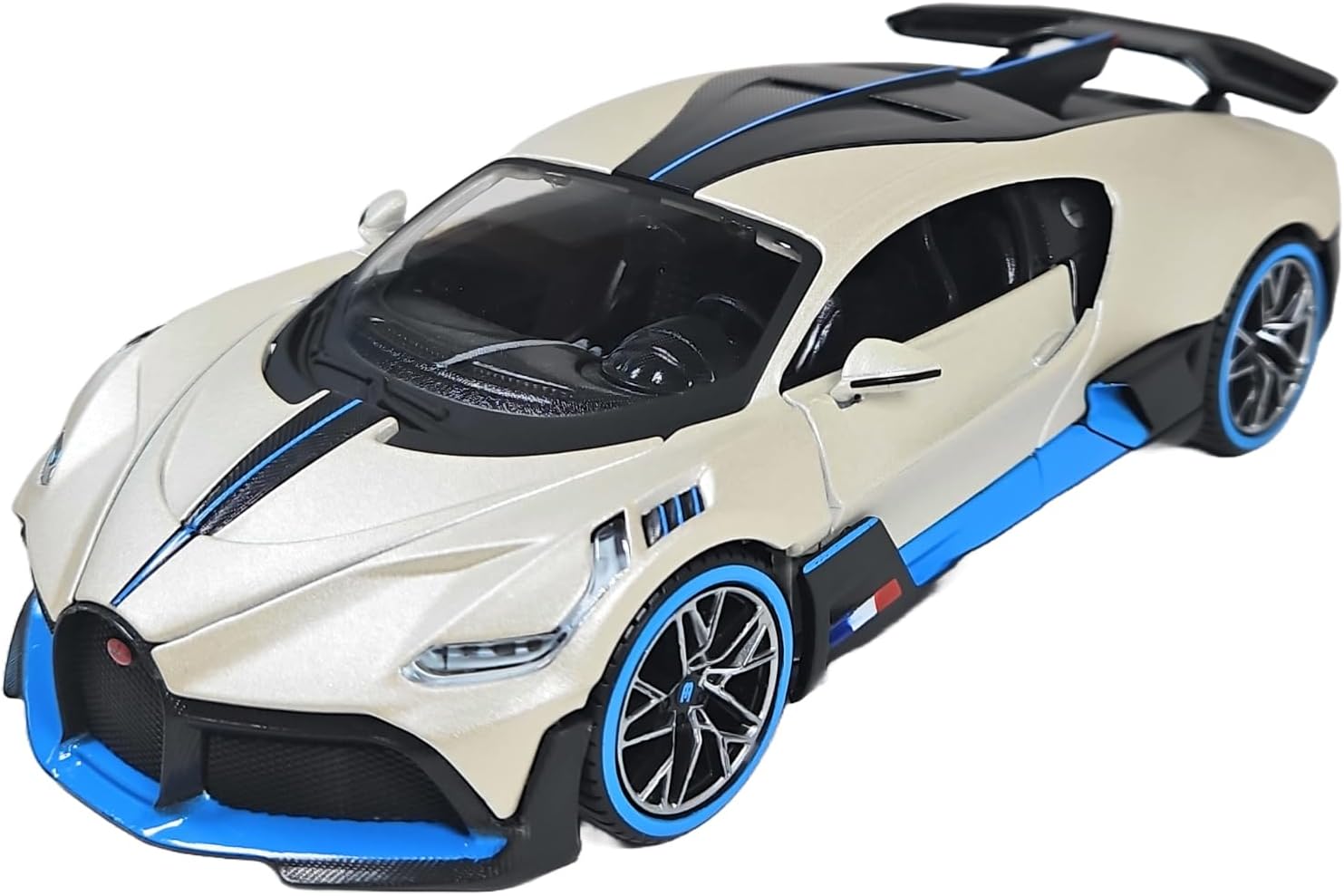 Bugatti Divo - Diecast Metal Car - Scale 1:24/1:32