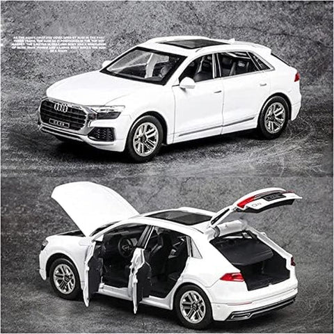 Audi Q8  - Diecast Metal Car - Scale 1:32