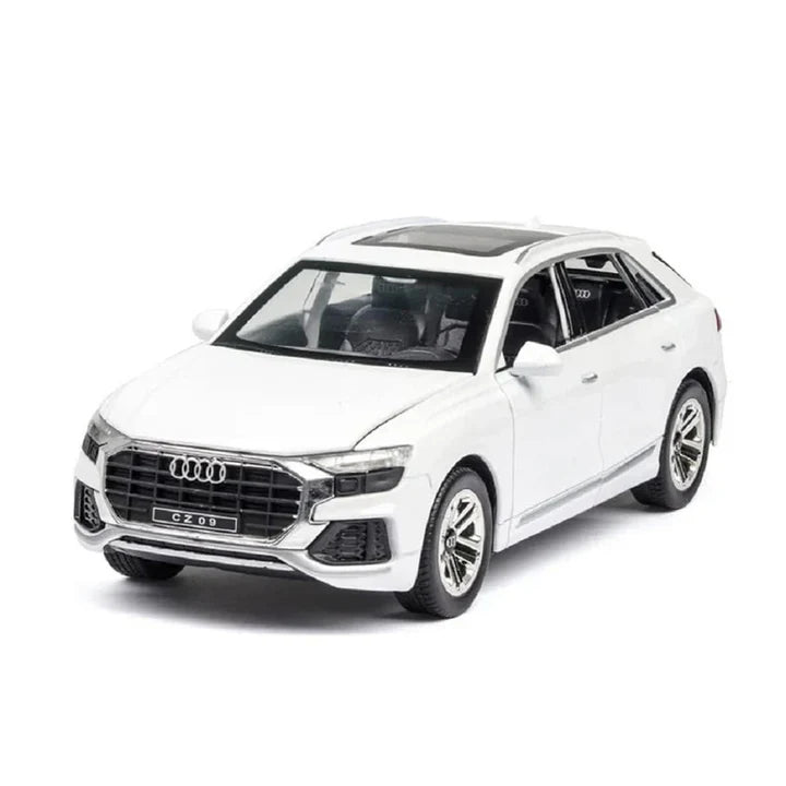 Audi Q8  - Diecast Metal Car - Scale 1:32