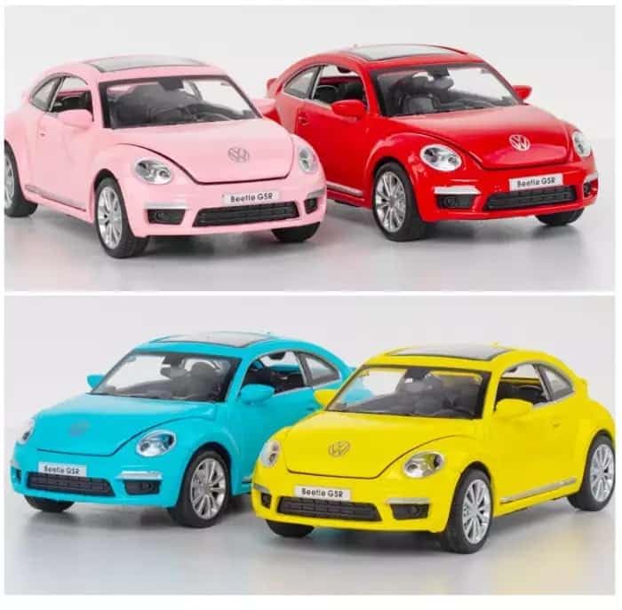 Volkswagen Beetle - Diecast Metal Car - Scale 1:32