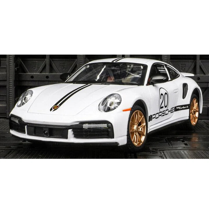 Porsche Turbo 911 - Diecast Metal Car - Scale 1:32 / 1:24