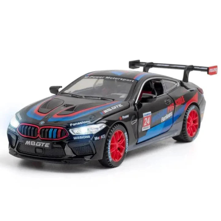 Bmw M8 Gte - Diecast Metal Car - Scale 1:24/1:32