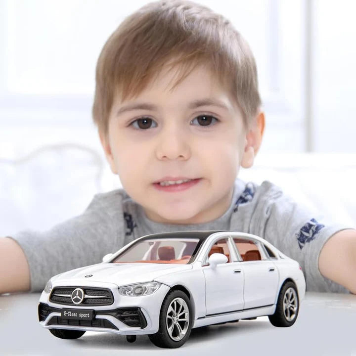 Mercedes-benz E300l  - Diecast Metal Car - Scale 1:32