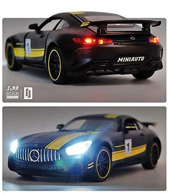 MERECDES BENZ AMG GTR RB - Diecast Metal Car - Scale 1:32