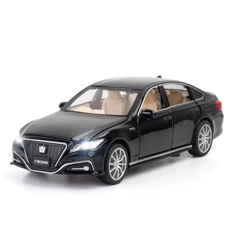 Toyota Crown - Diecast Metal Car - Scale 1:32