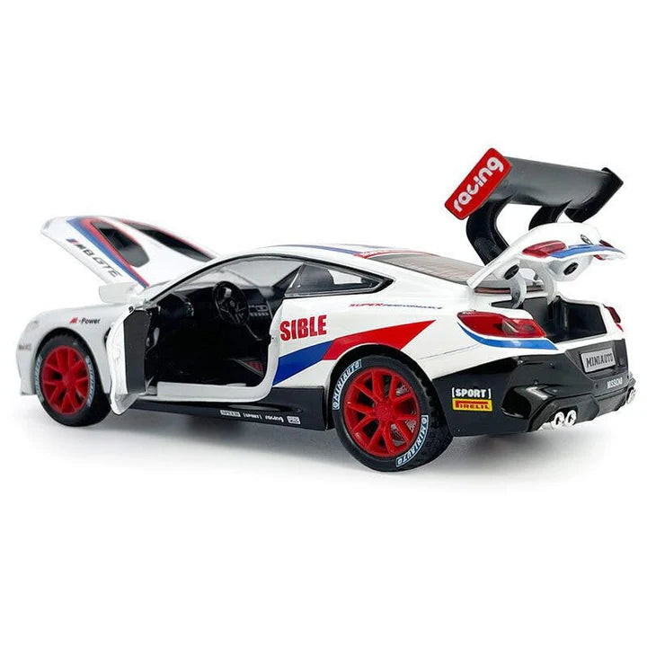 Bmw M8 Gte - Diecast Metal Car - Scale 1:24/1:32
