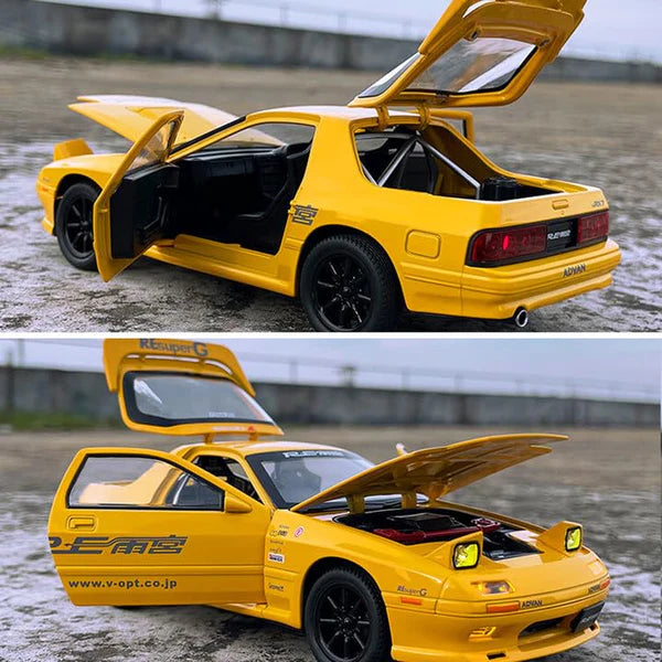 Mazda Savanna RX-7 - Diecast Metal Car - Scale 1:24