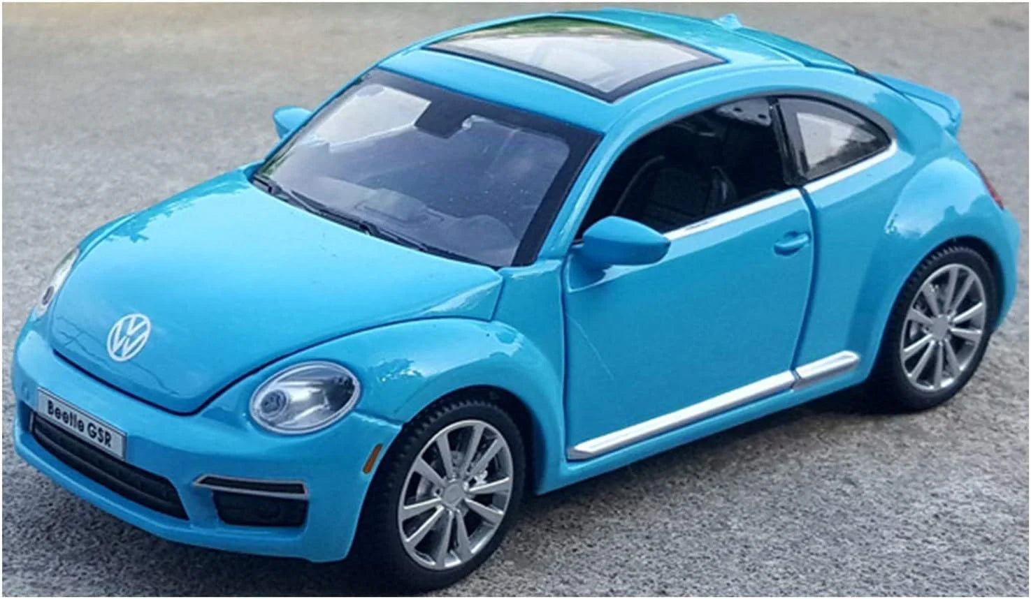 Volkswagen Beetle - Diecast Metal Car - Scale 1:32