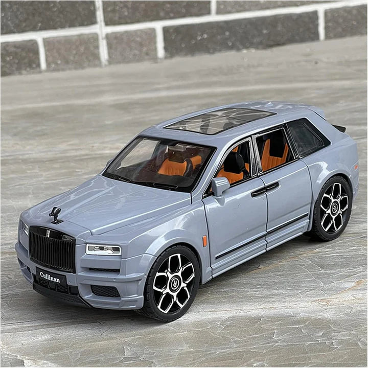 Rolls Royce Cullinan Gray- Diecast Metal Car - Scale 1:24
