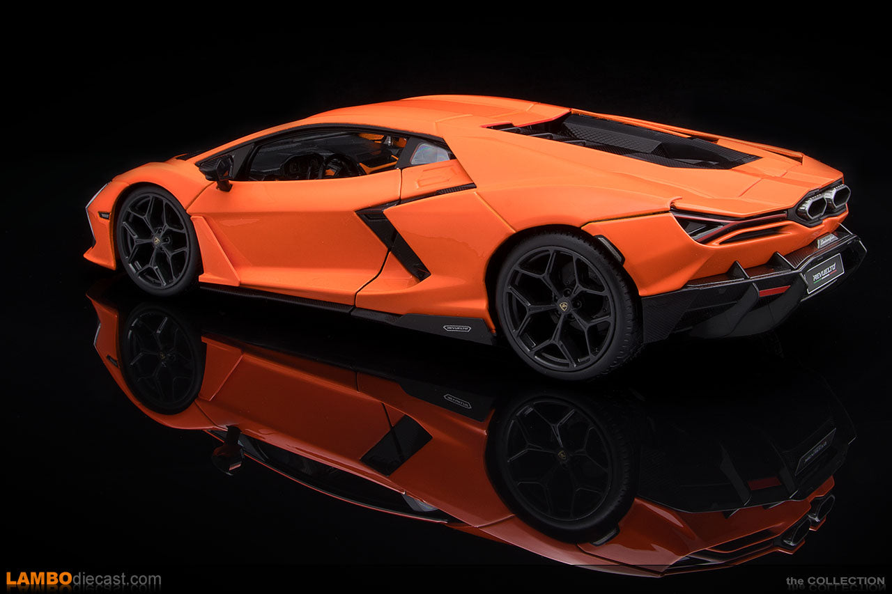 Lamborghini Revuelto - Diecast Metal Car - Scale 1:24