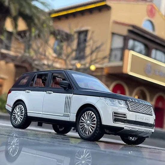 Range Rover  - Diecast Metal Car - Scale 1:24 / 1:32